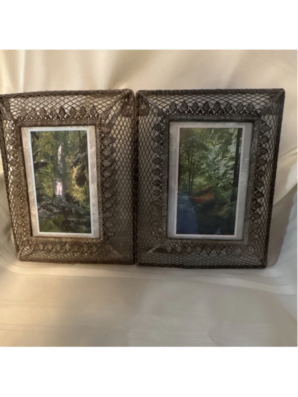 Silver Metal Mesh Hanging Photo Frame Set of 2 4x6 Portrait Wall Mount Clips